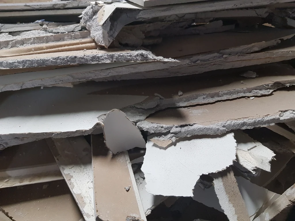 Asbestos Disposal Tips Before Renovating an Older Home
